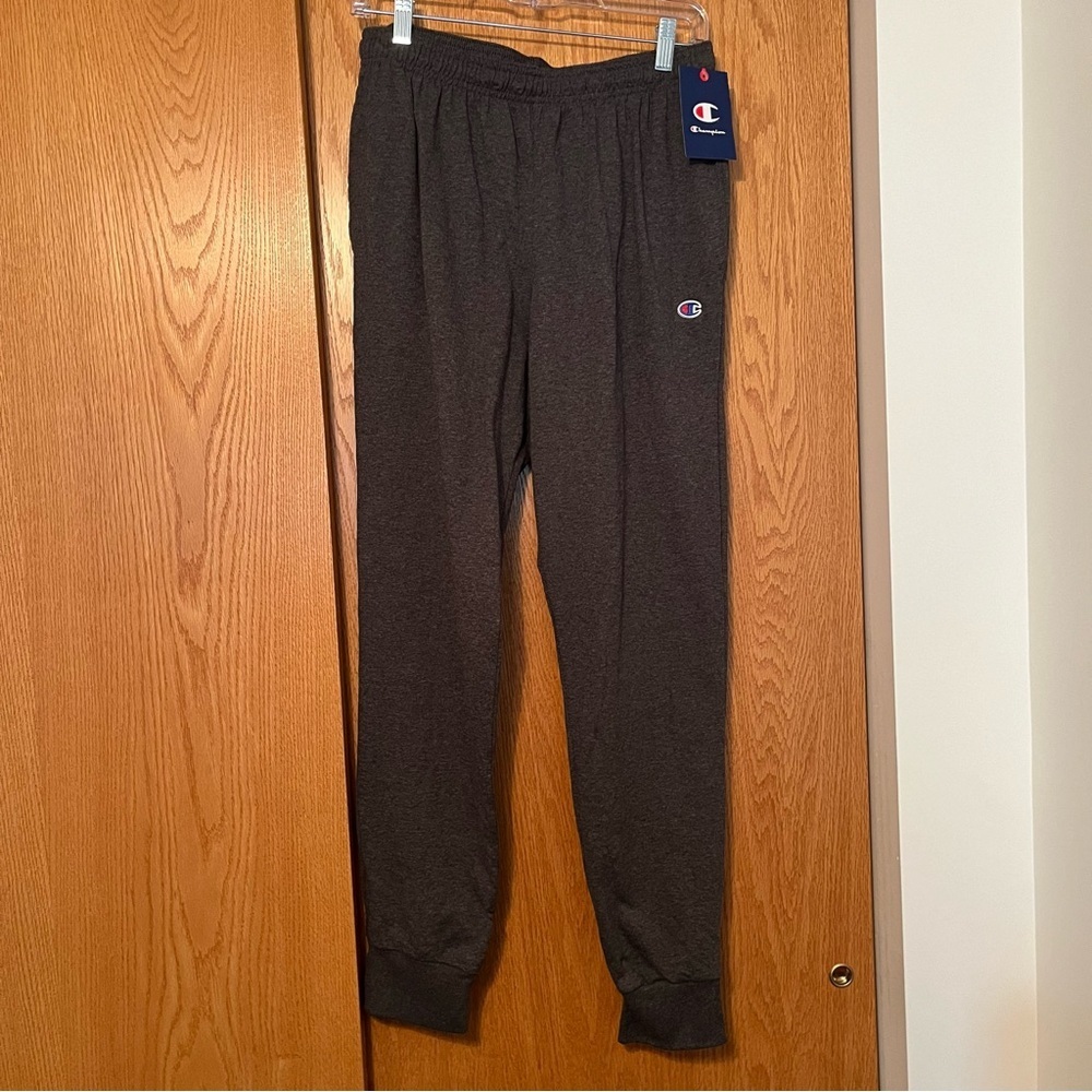 NWT Champion men’s medium gray jogger lightweight sweatpants